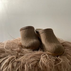 No. 6 store mule clogs pony hair tan 38